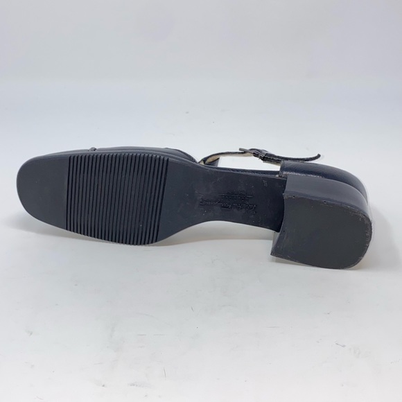 Salvatore Ferragamo VTG T-Strap Black Leather Shoe - Picture 5 of 13